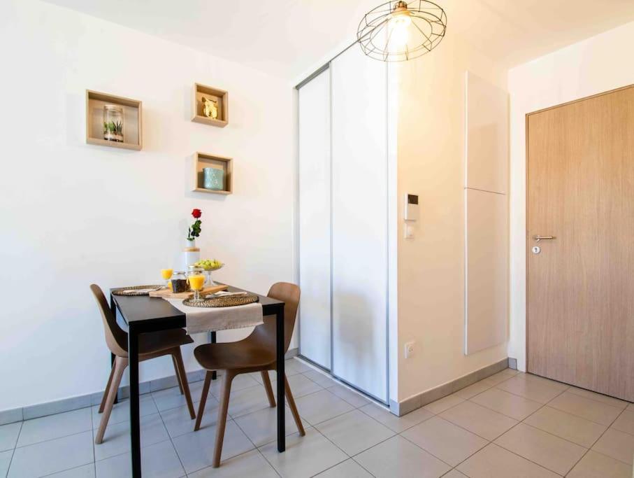 Apartamento Le Tony Garnier Check In H24 Wifi Lyon Exterior foto